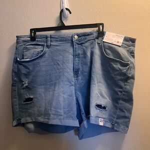 NWT Arizona Jean Company Women's Blue Ripped Denim Shorts